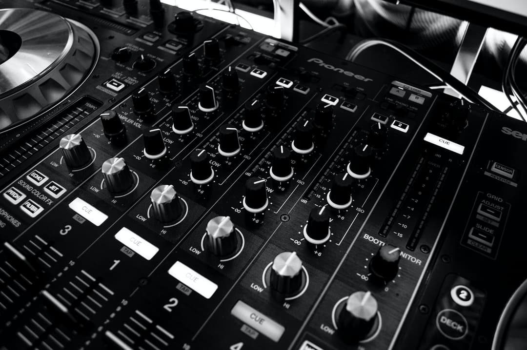 DJ Controller